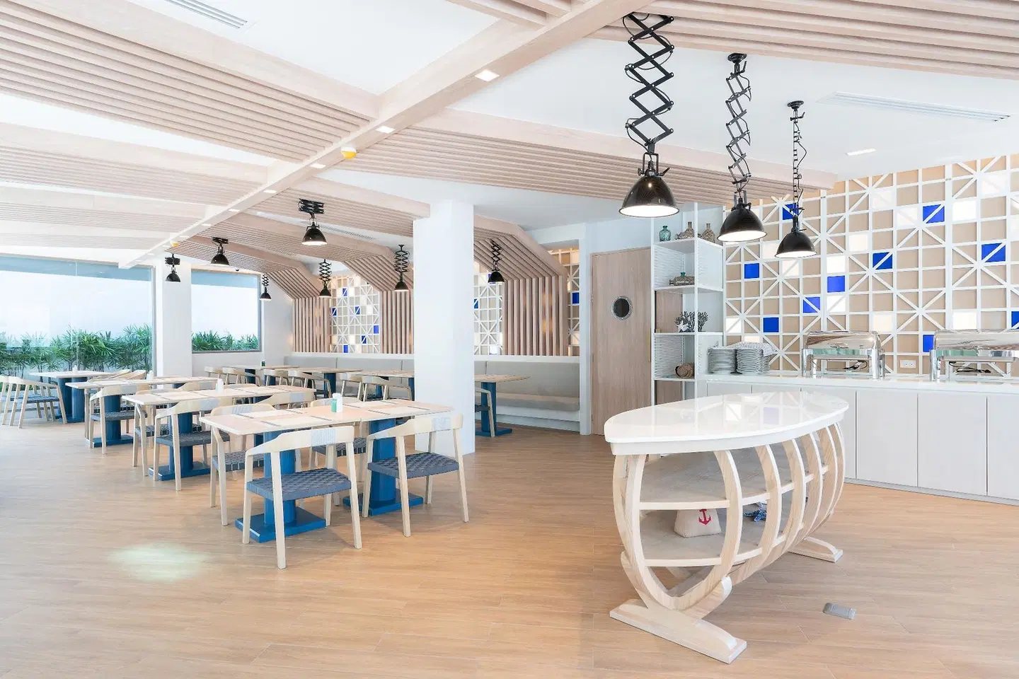 Panwaburi Beachfront Resort (SHA Extra Plus) Restaurant