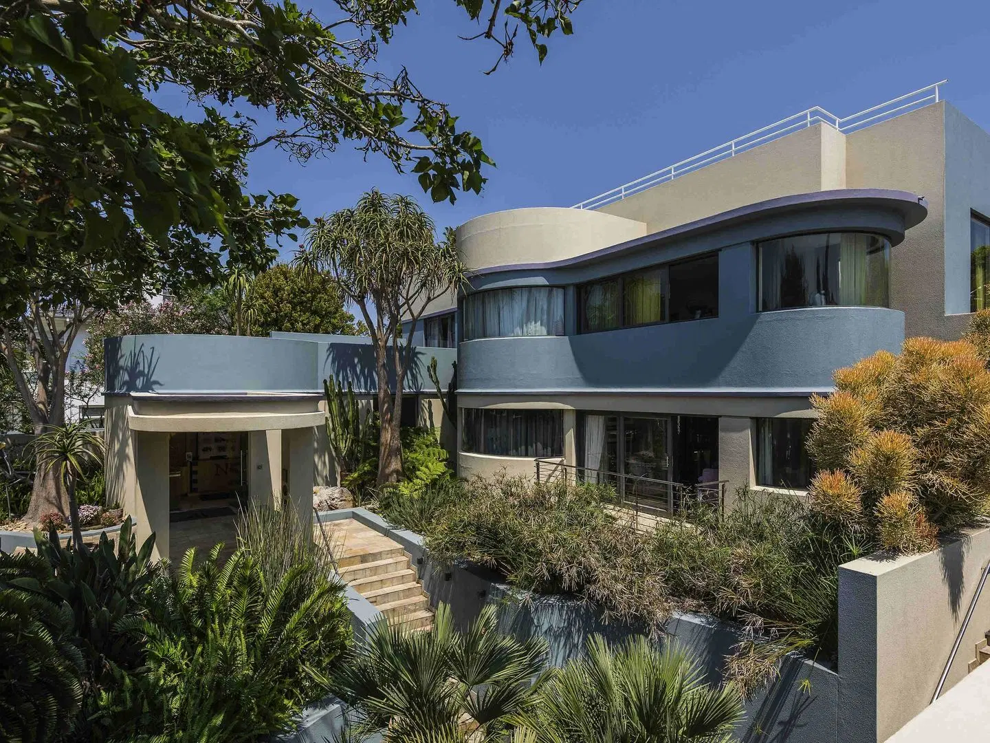No5 Boutique Art Hotel by Mantis EXTERIOR