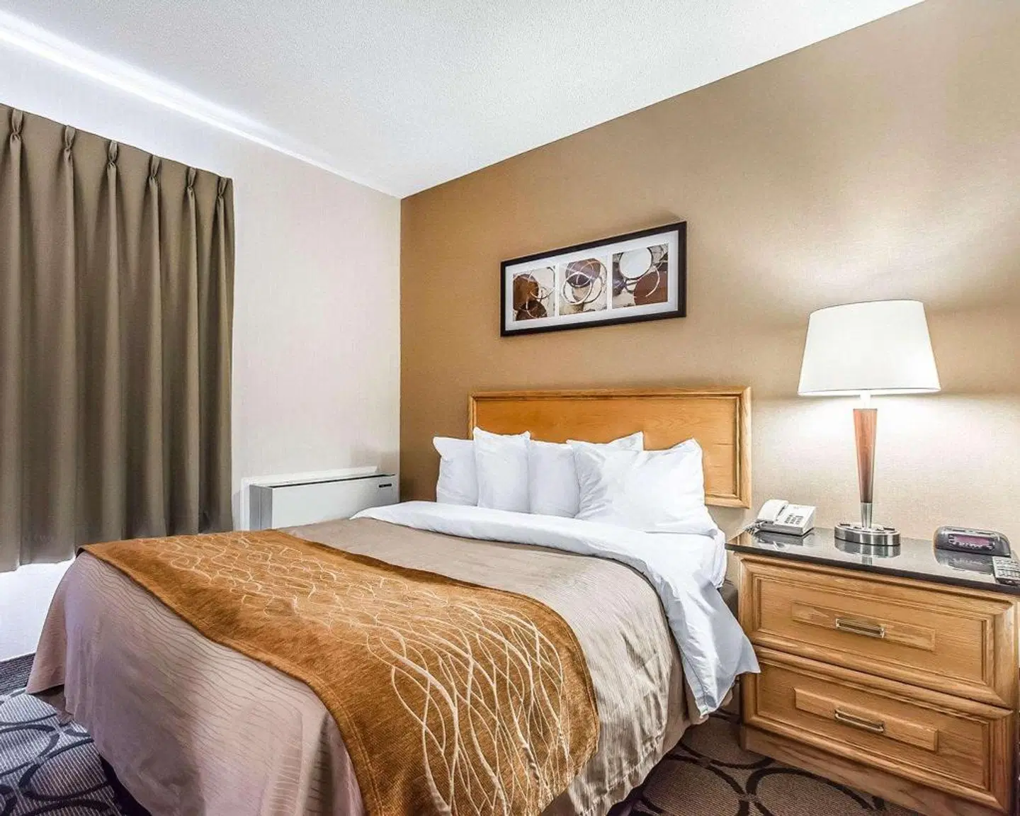 Comfort Inn Chicoutimi ROOM_EXAMPLE