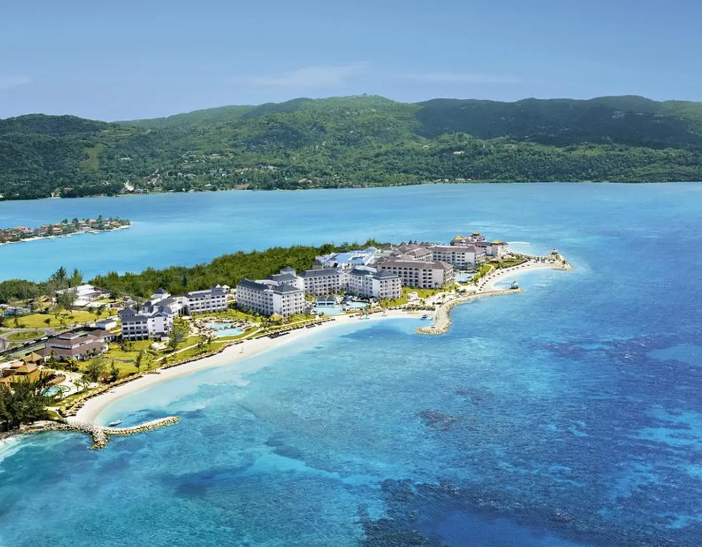 Secrets St. James Montego Bay LANDSCAPE