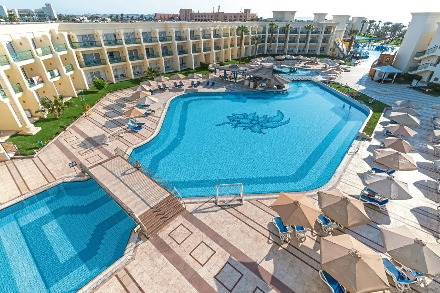 Swiss Inn Resort Hurghada OUTDOOR_POOL