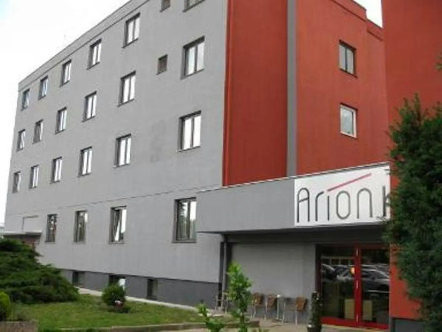 Arion Airporthotel EXTERIOR