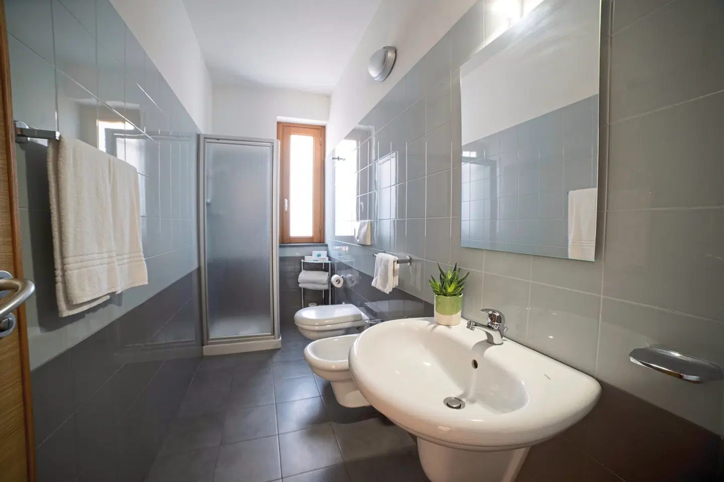 VOI Baia di Tindari Resort Badezimmer
