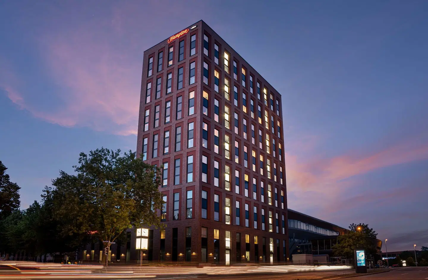 Hampton by Hilton Kiel EXTERIOR