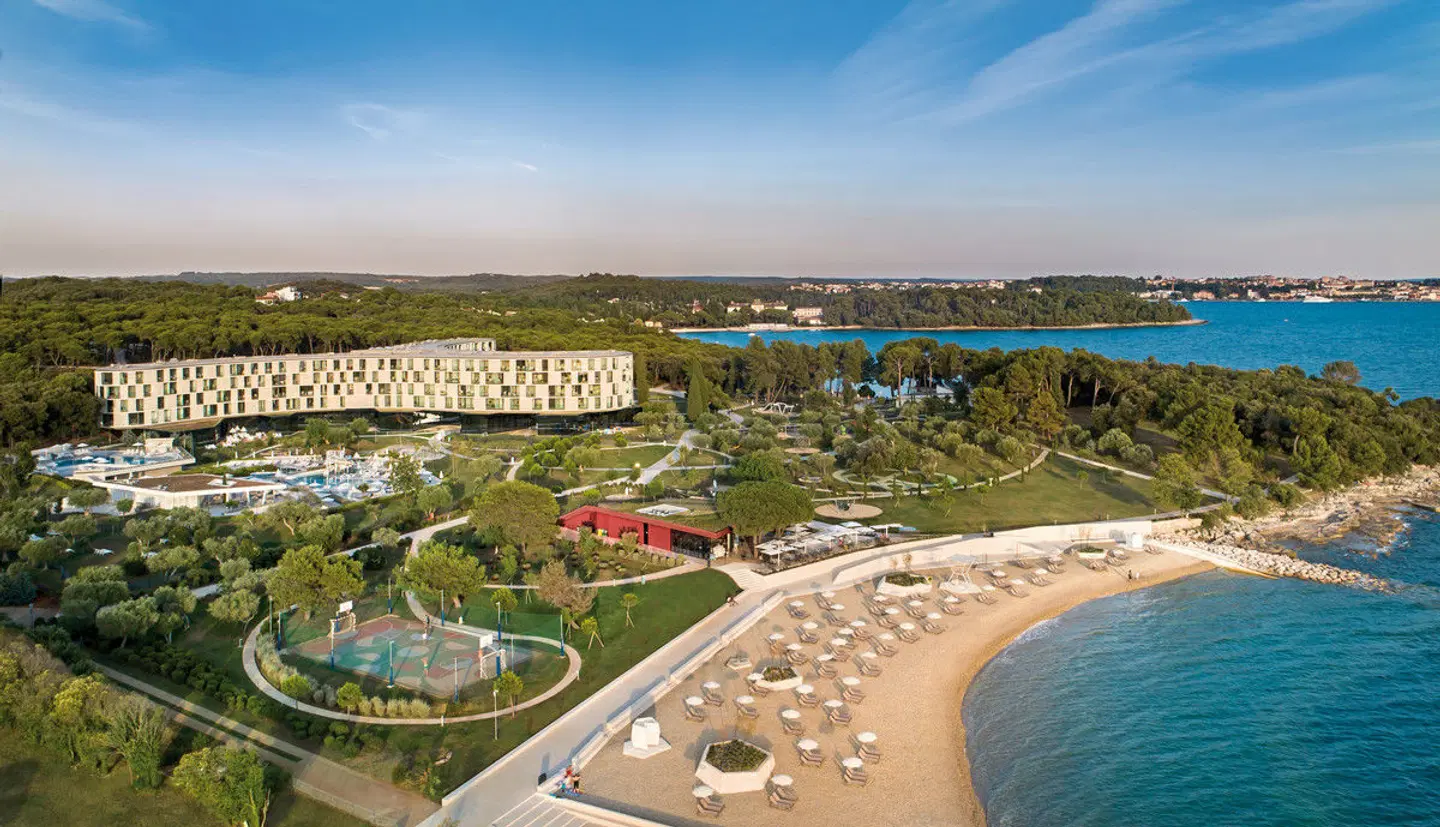 Family Hotel Amarin EXTERIOR