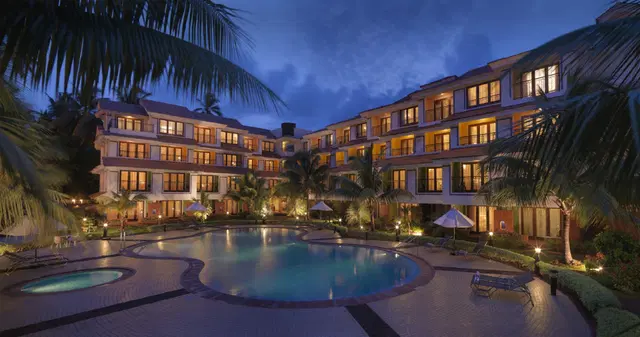 DoubleTree by Hilton Hotel Goa - Arpora - Baga Hallenbad