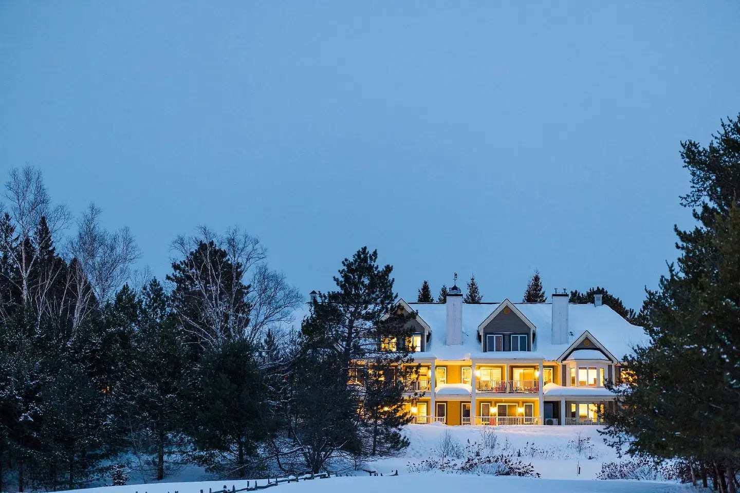 Hilton Grand Vacations Club Tremblant Canada EXTERIOR