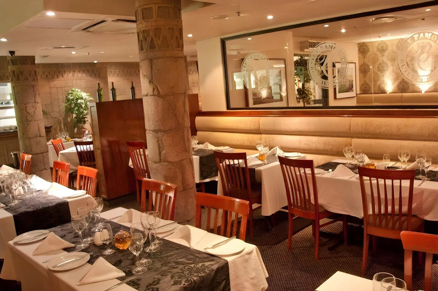 Cape Town Lodge Hotel Restaurant