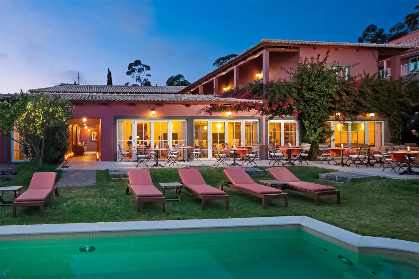 Atrio EXTERIOR