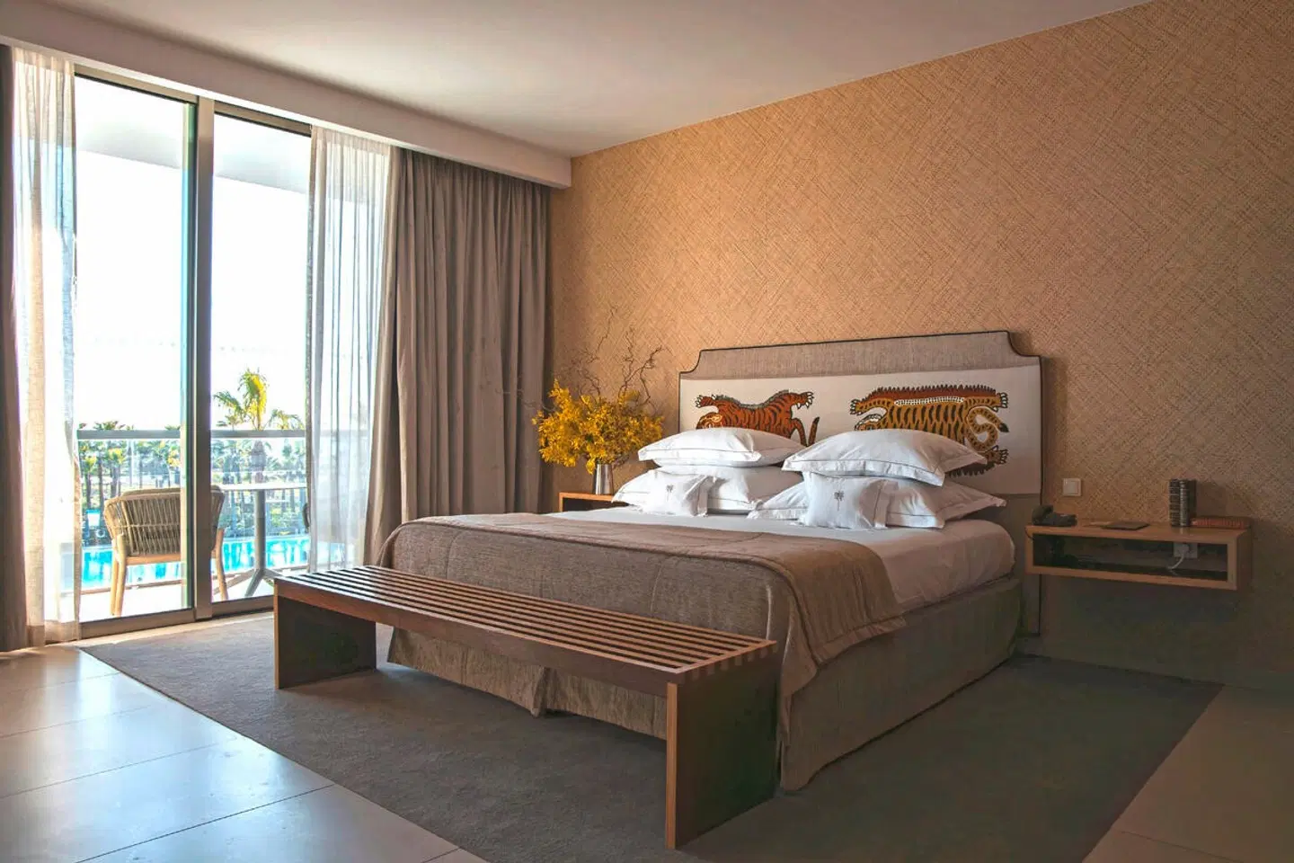 Wine & Books by the Sea Algarve Resort ROOM_EXAMPLE
