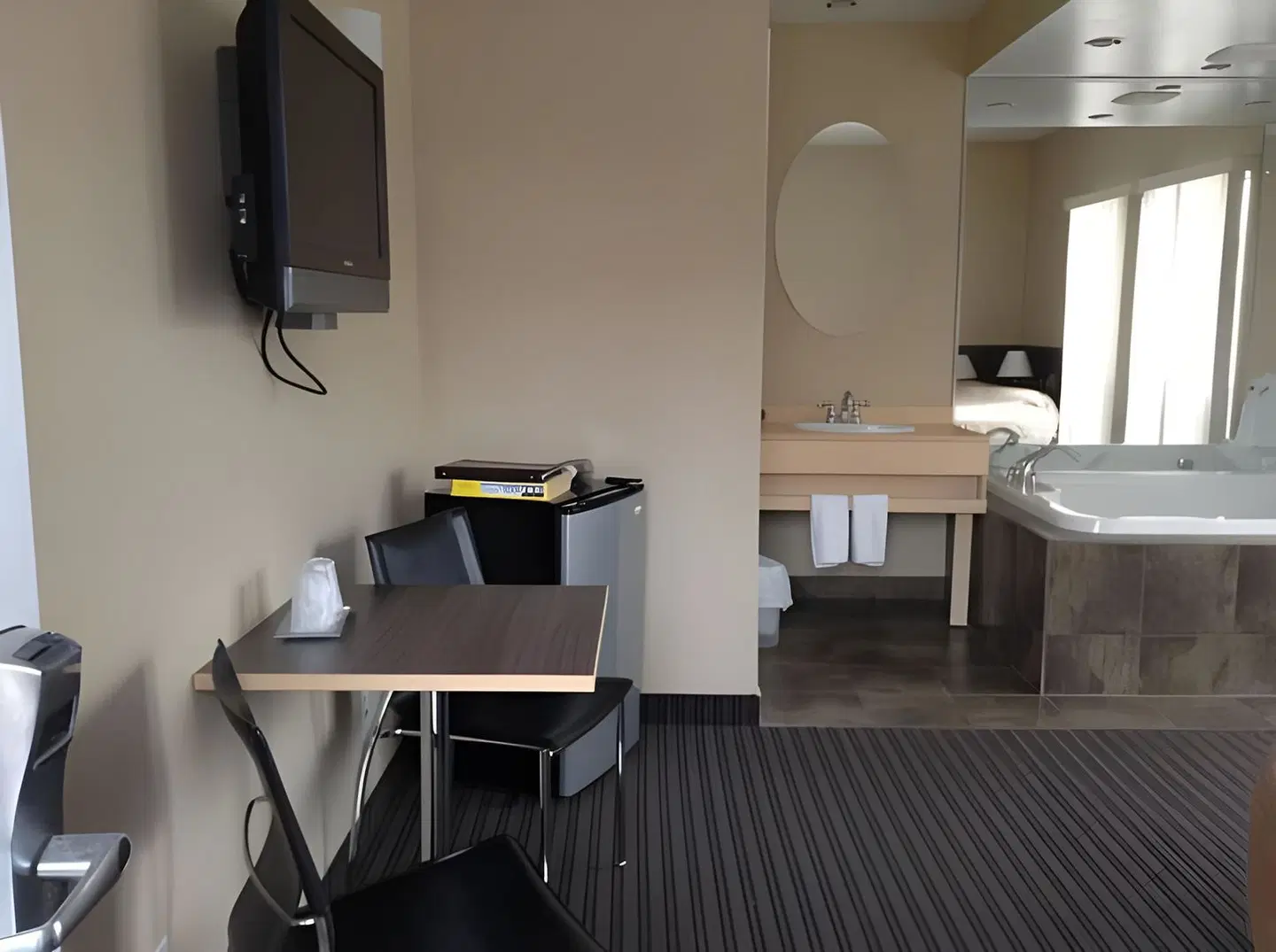 Motel Falcon ROOM_EXAMPLE