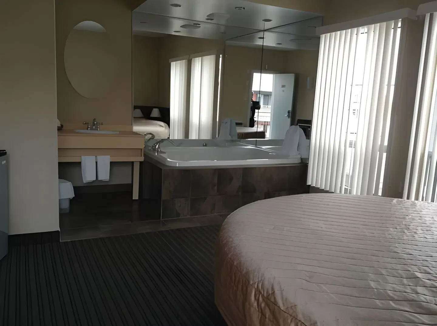 Motel Falcon ROOM_EXAMPLE