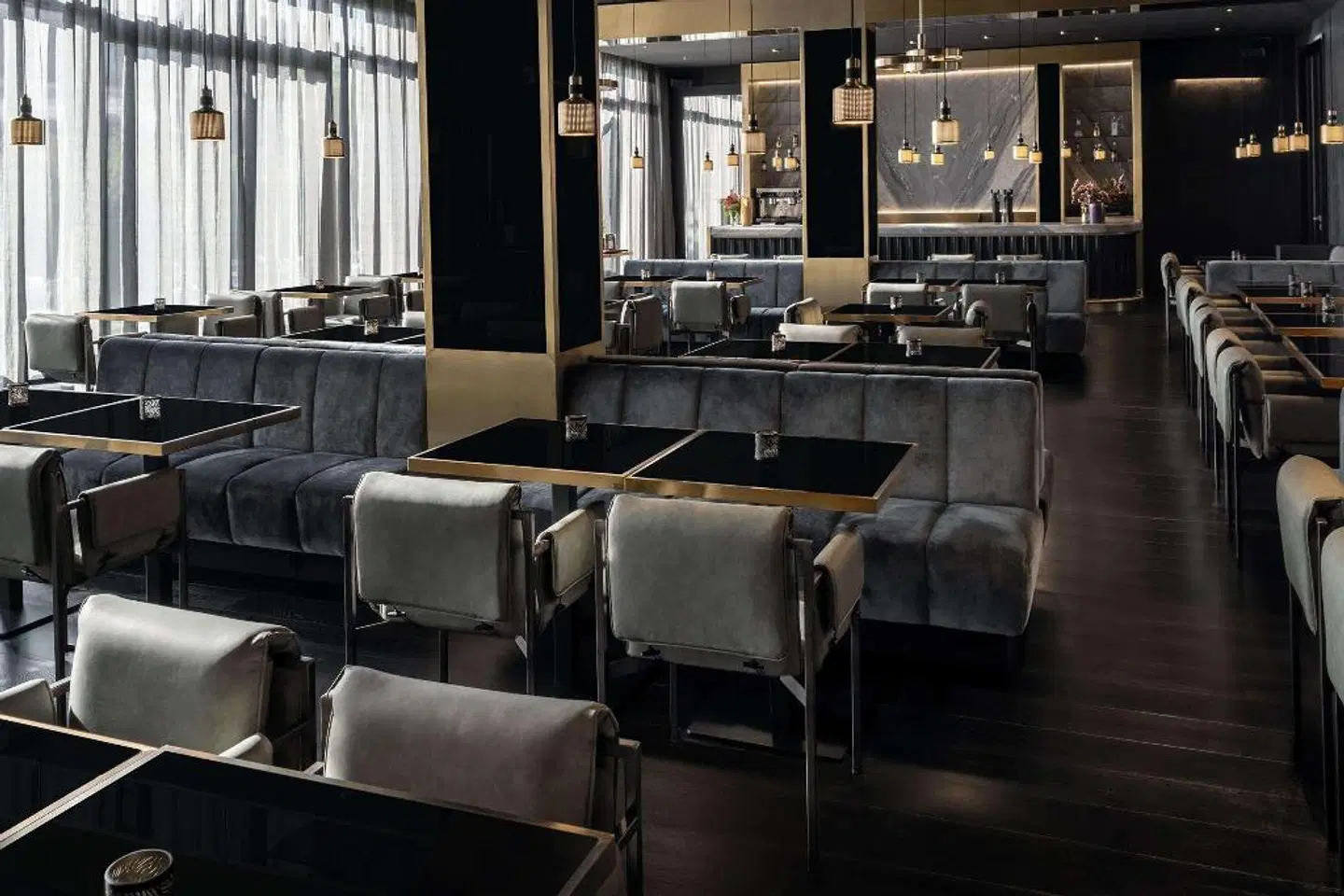 AMANO Eastside Bar