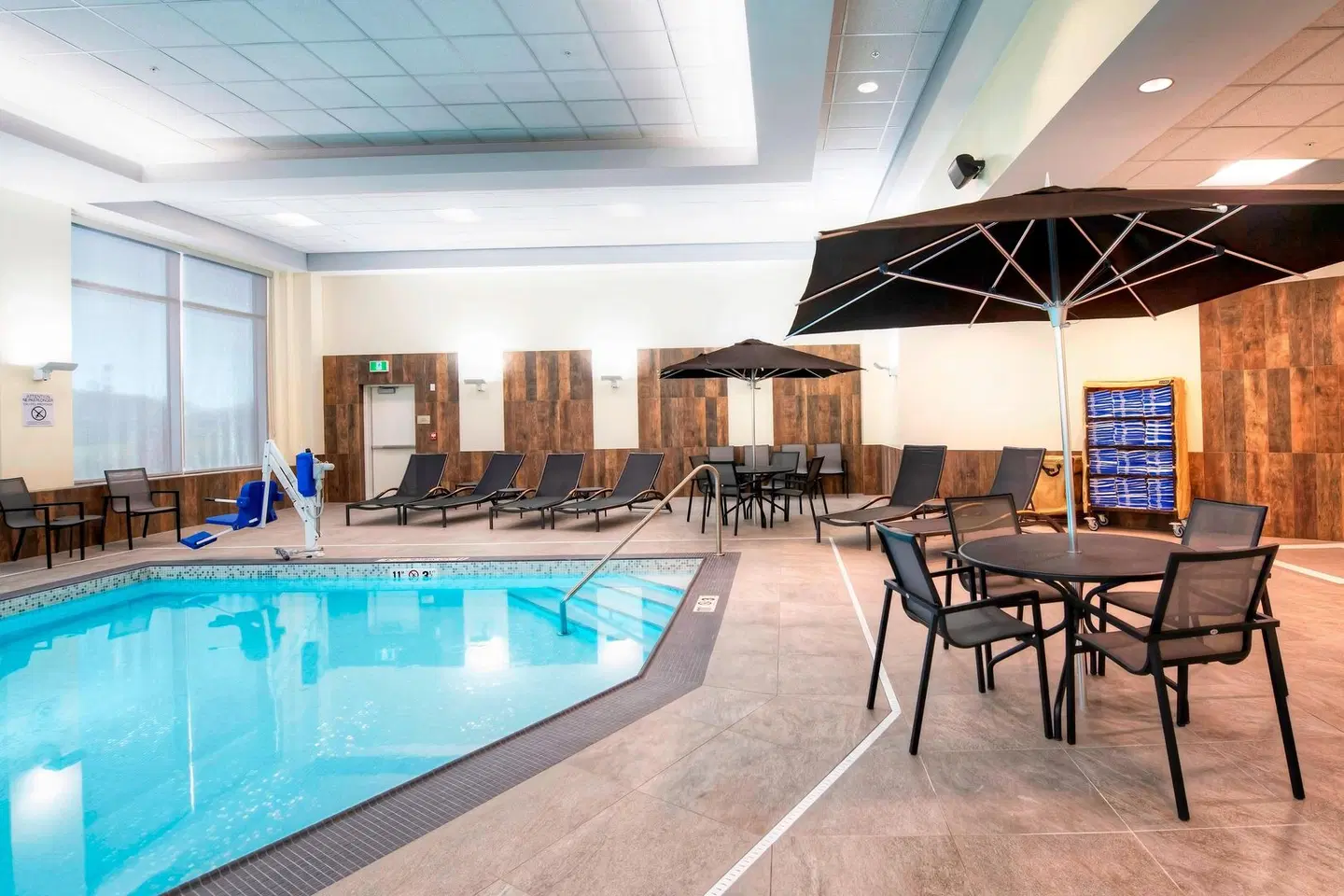 Fairfield by Marriott Inn & Suites Ottawa Airport Hallenbad