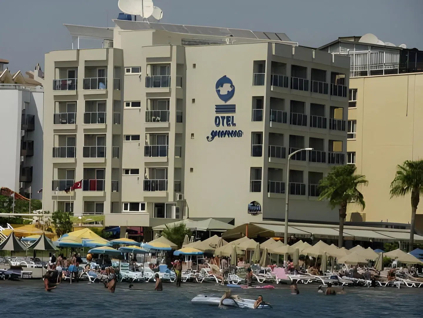 Yunus Hotel EXTERIOR