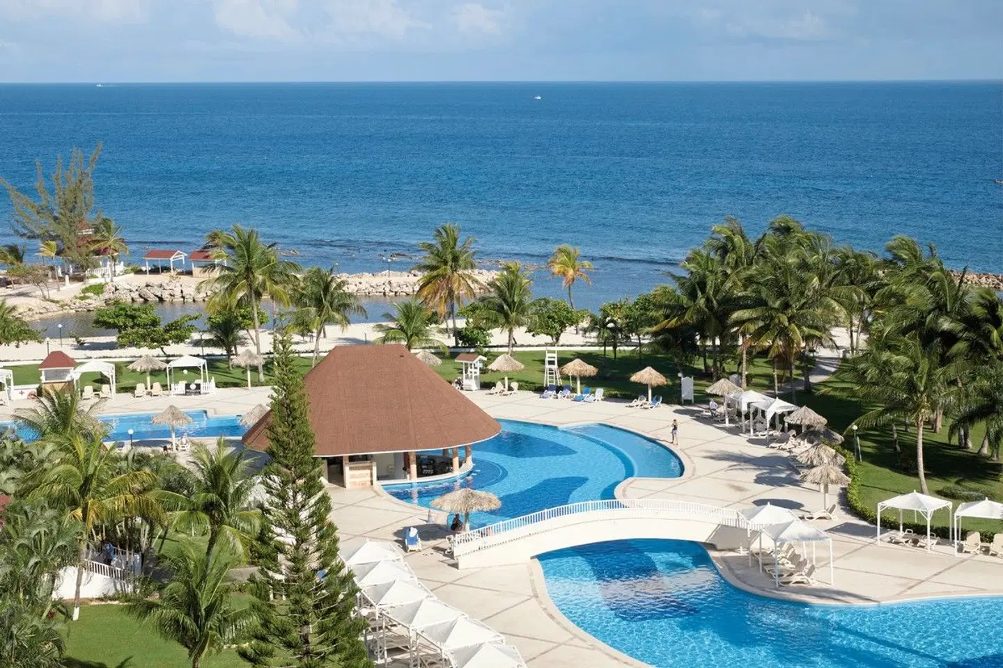 Bahia Principe Explore Jamaica OUTDOOR_POOL
