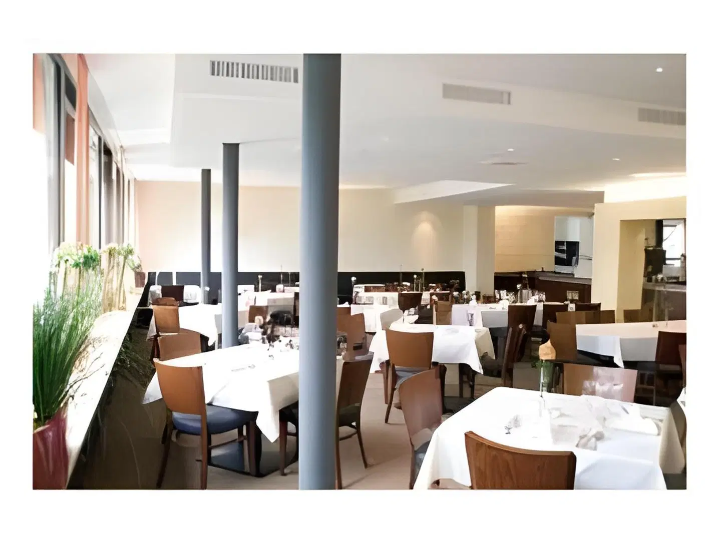 JUFA Hotel Wangen - Sport-Resort Restaurant