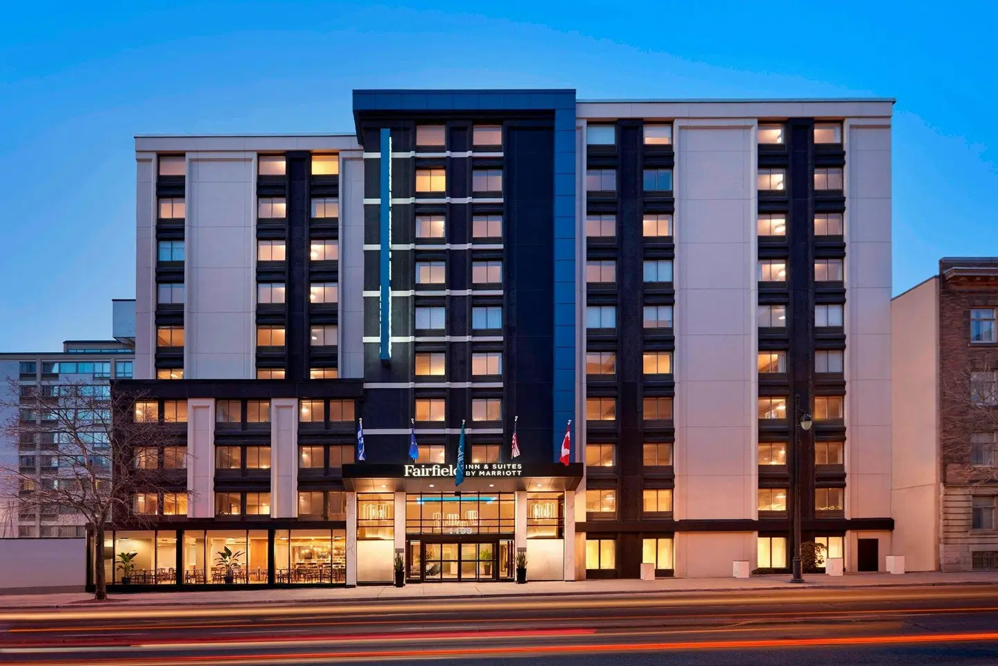 Fairfield by Marriott Montreal Downtown EXTERIOR