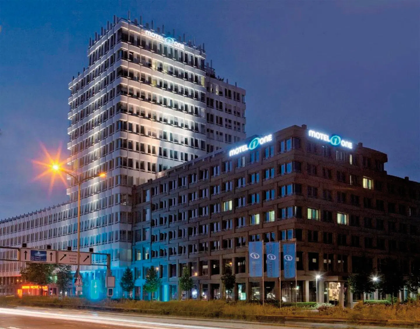Motel One Munich Campus  - inklusive NFL Munich Ticket EXTERIOR