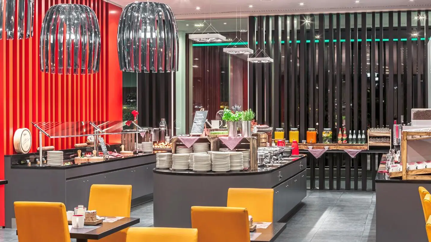 Holiday Inn München Westpark - inklusive NFL Munich Ticket Konferenz