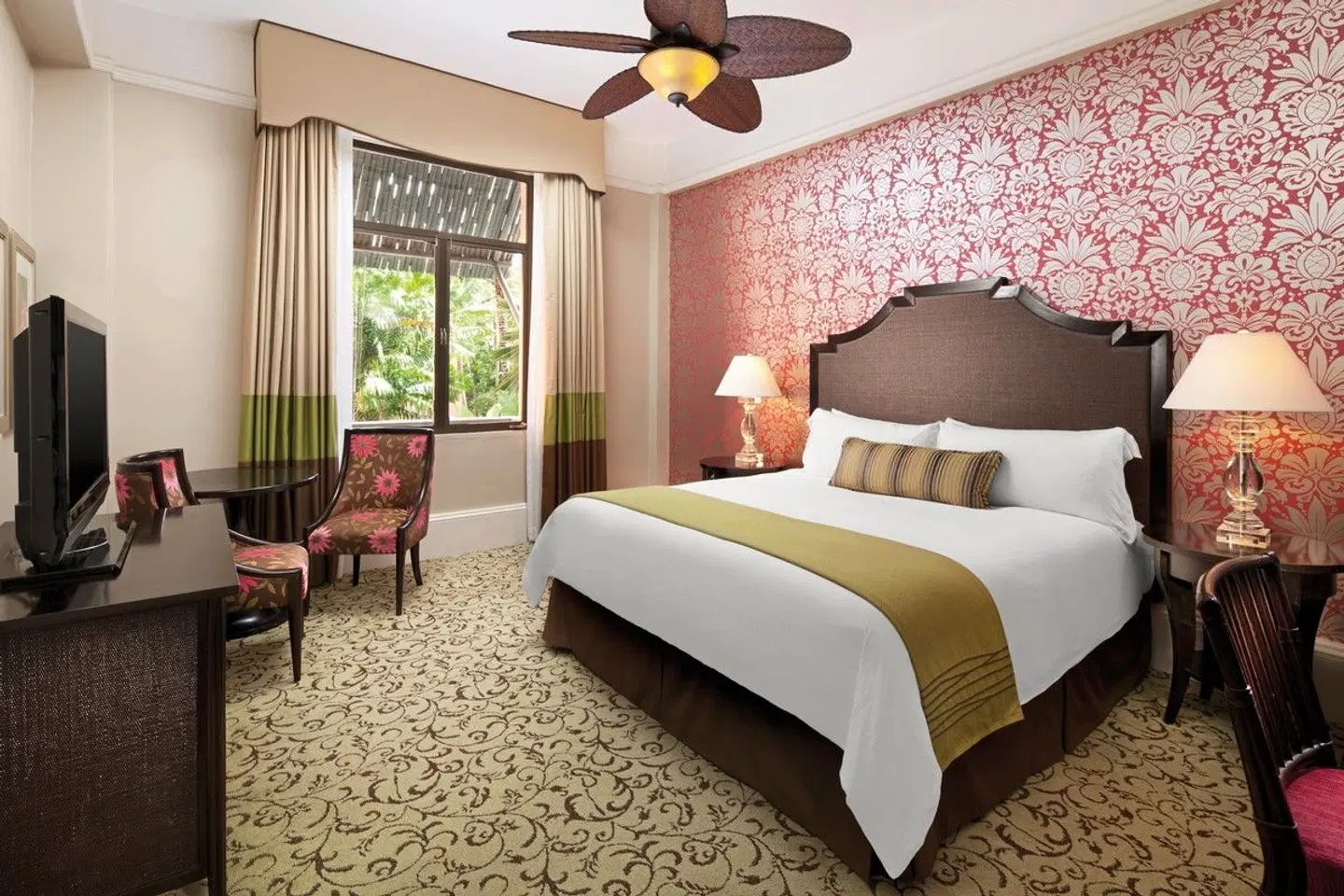 The Royal Hawaiian, a Luxury Collection Resort ROOM_EXAMPLE