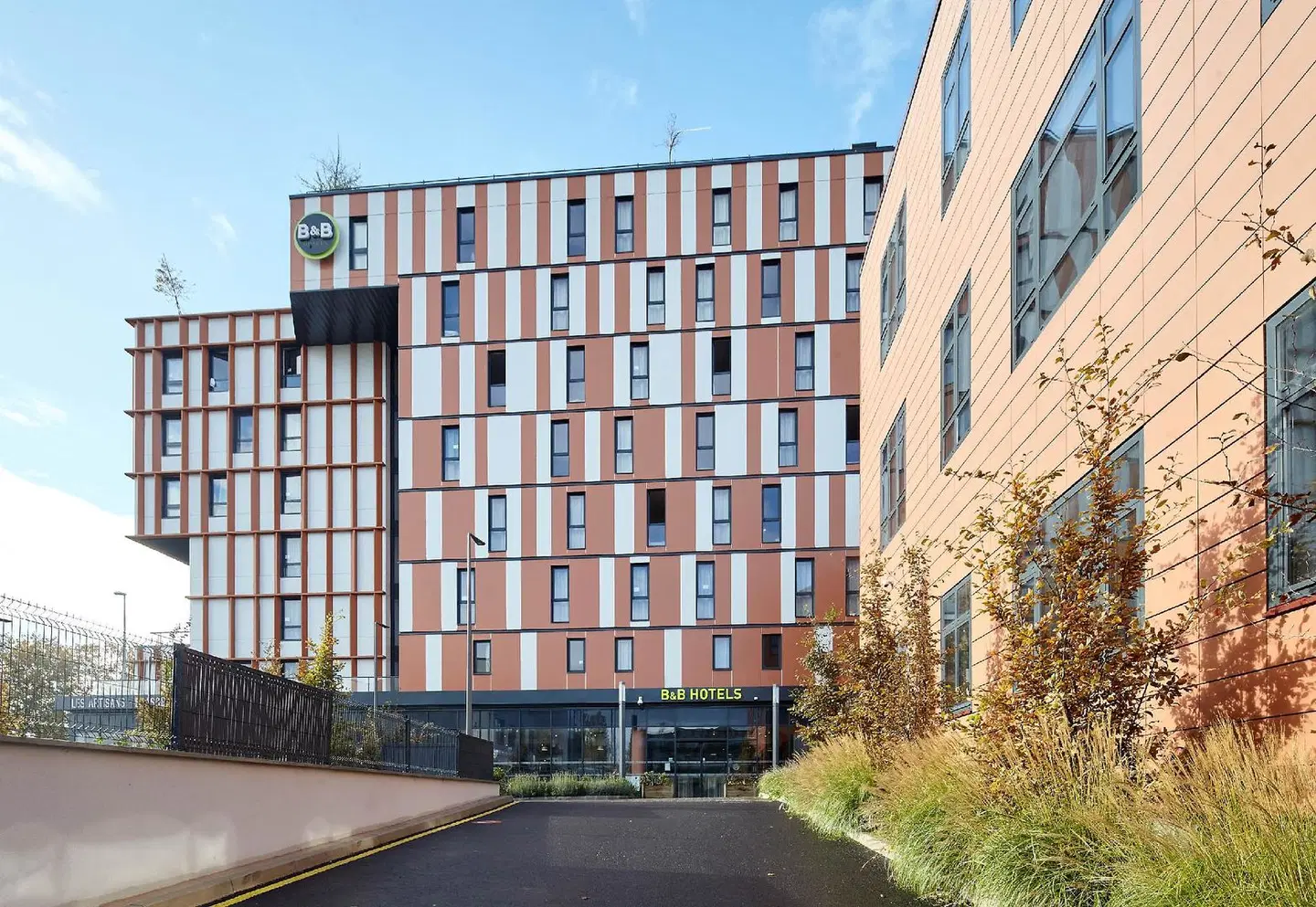 B&B Hotel Argenteuil EXTERIOR