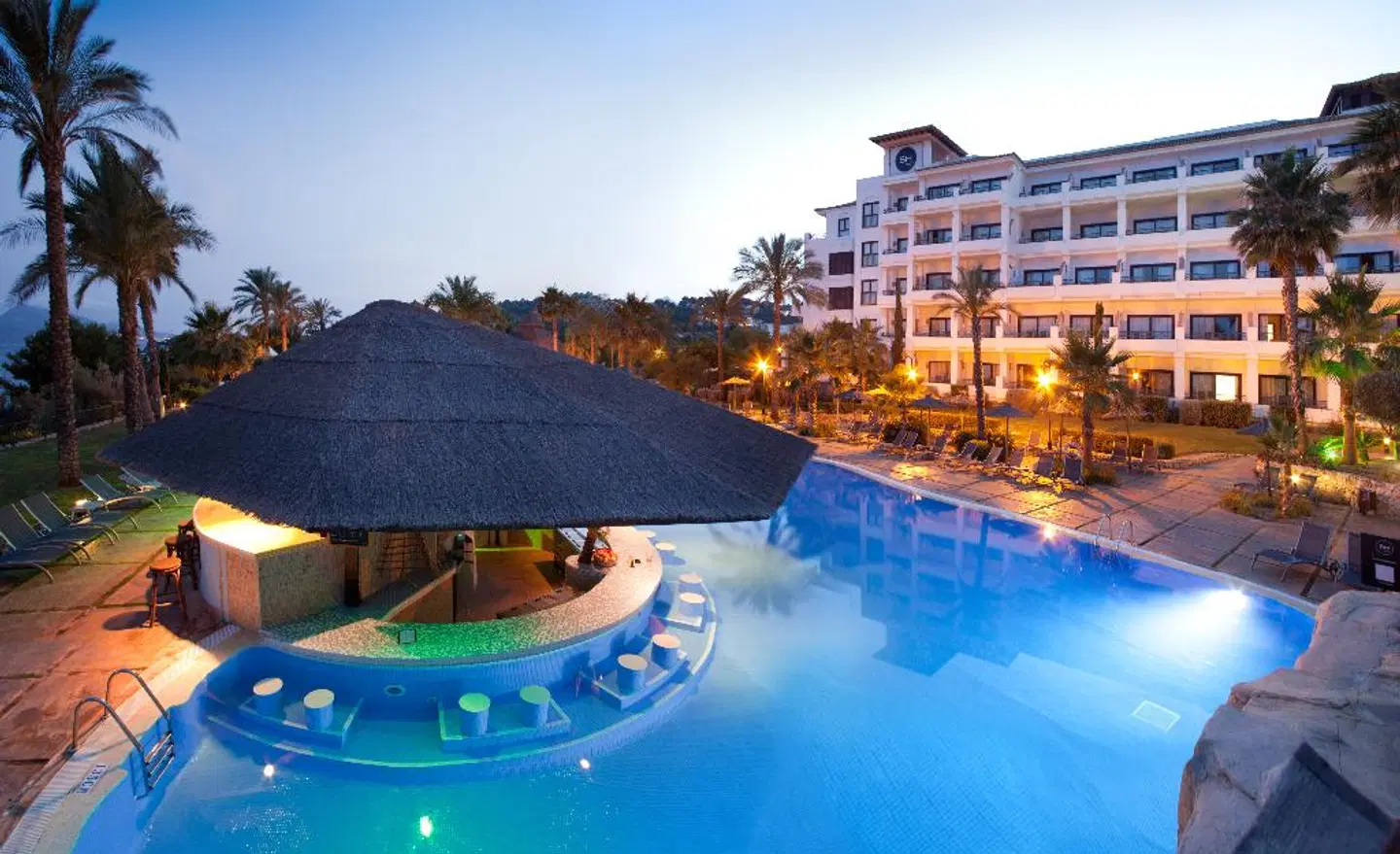 SH Villa Gadea OUTDOOR_POOL