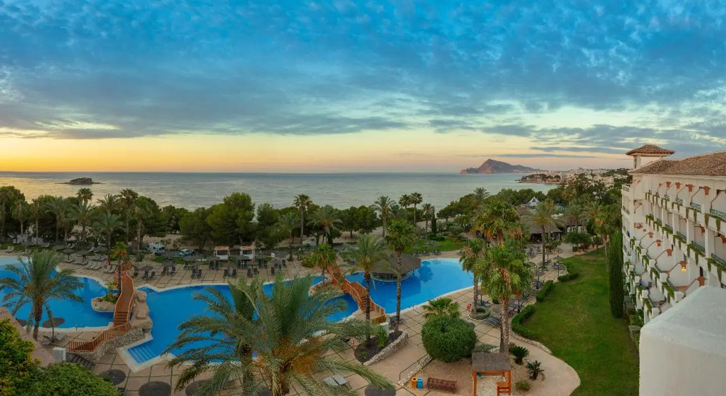 SH Villa Gadea LANDSCAPE
