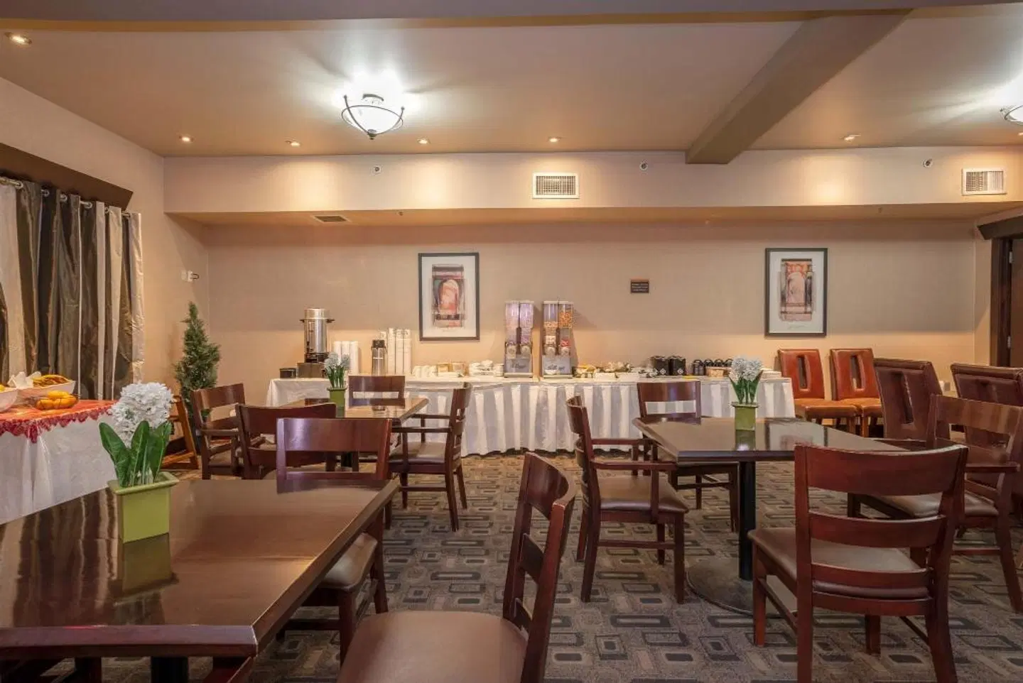 Sandman Hotel Castlegar Restaurant