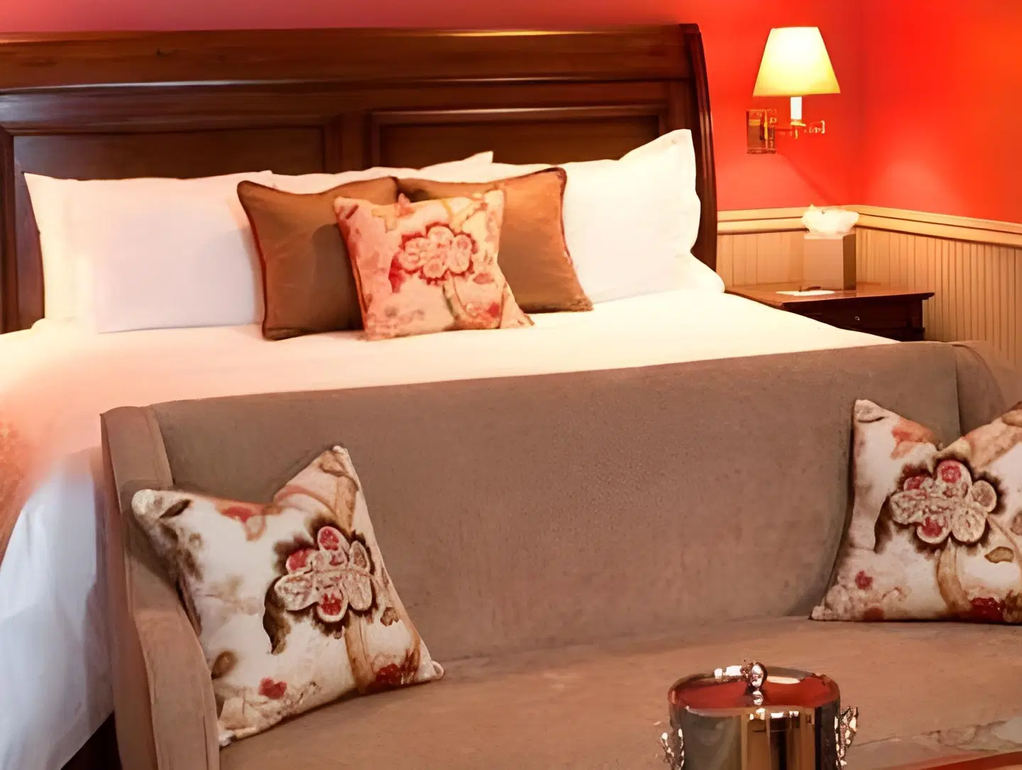 New Sheridan Hotel ROOM_EXAMPLE
