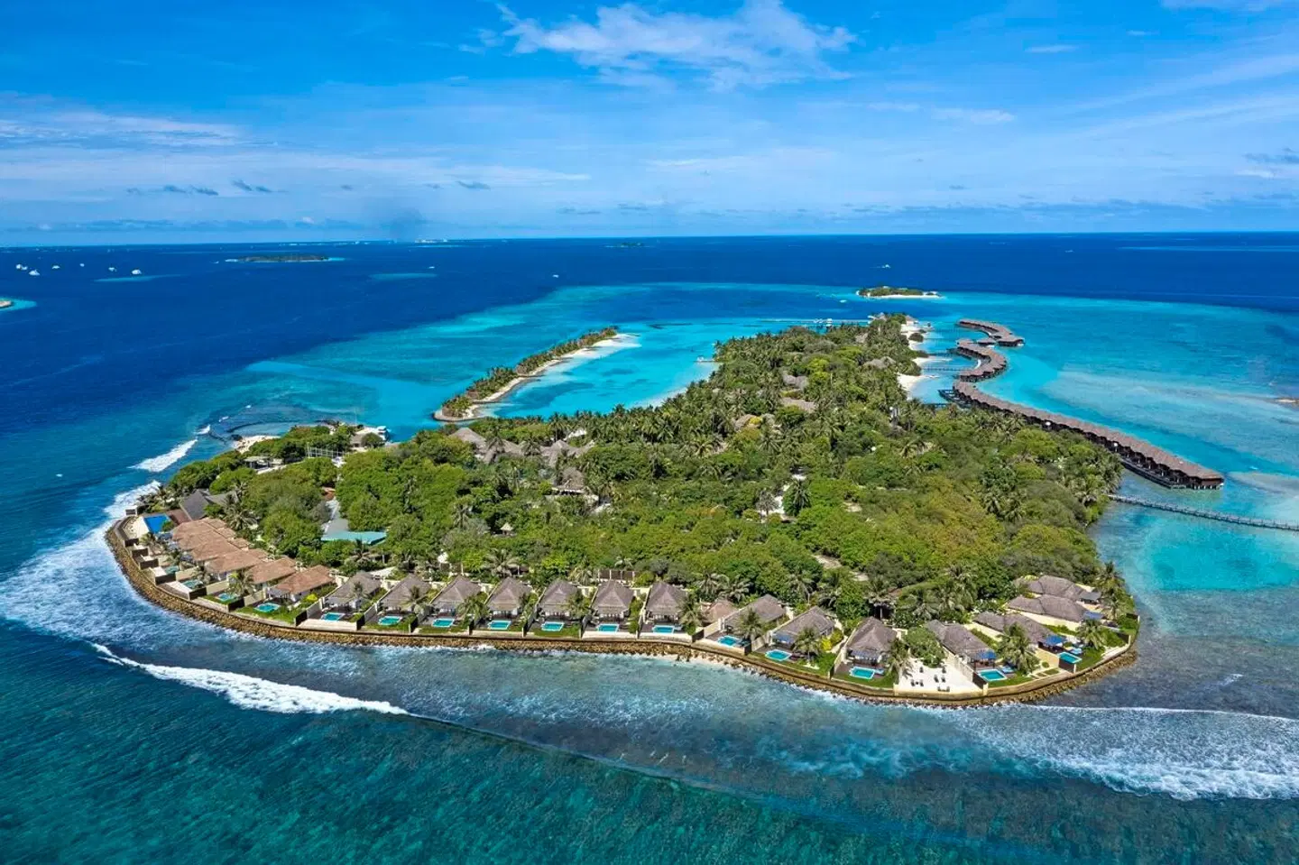 Sheraton Maldives Full Moon Resort & Spa LANDSCAPE