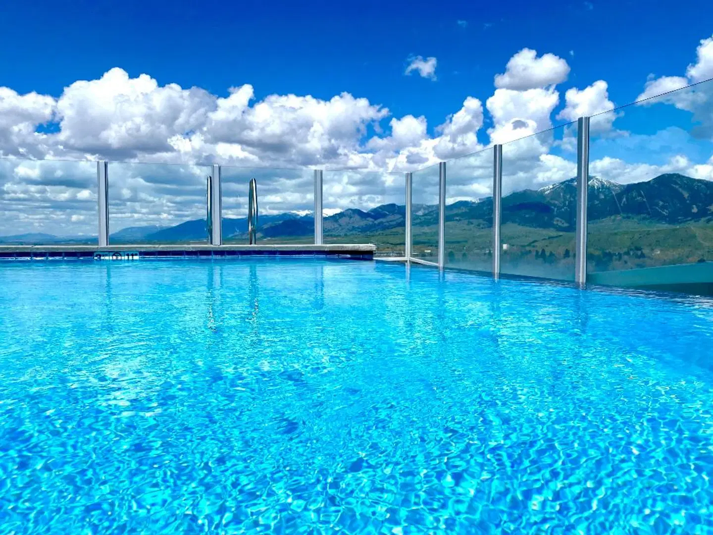 KIMPTON Armory Hotel Bozeman by IHG OUTDOOR_POOL