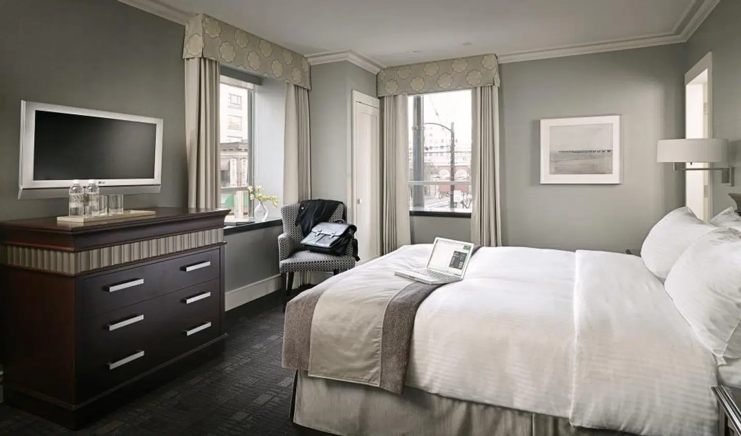 The St. Regis Hotel ROOM_EXAMPLE
