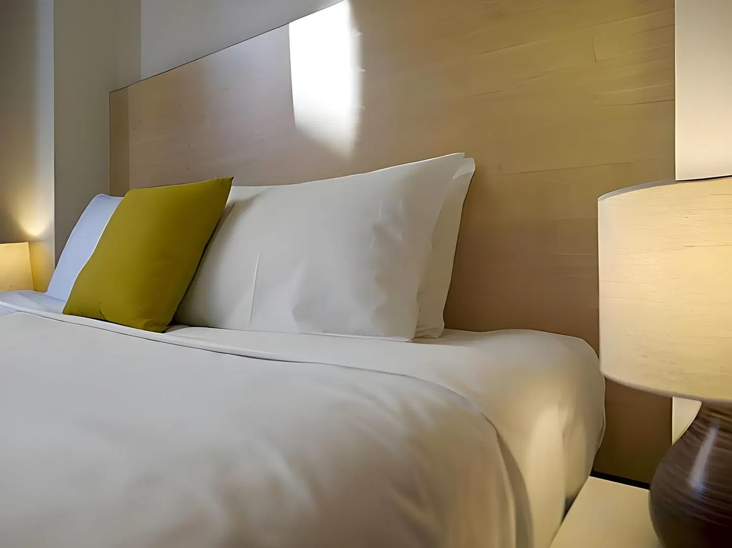 Base Sydney ROOM_EXAMPLE