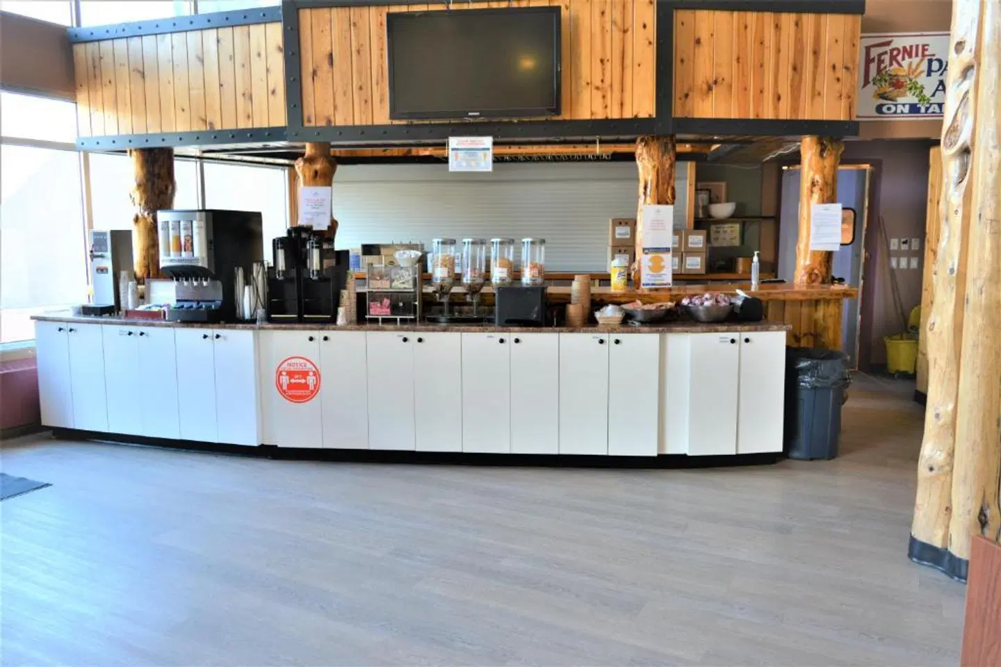 Fernie Stanford Resort LOUNGE_LOBBY