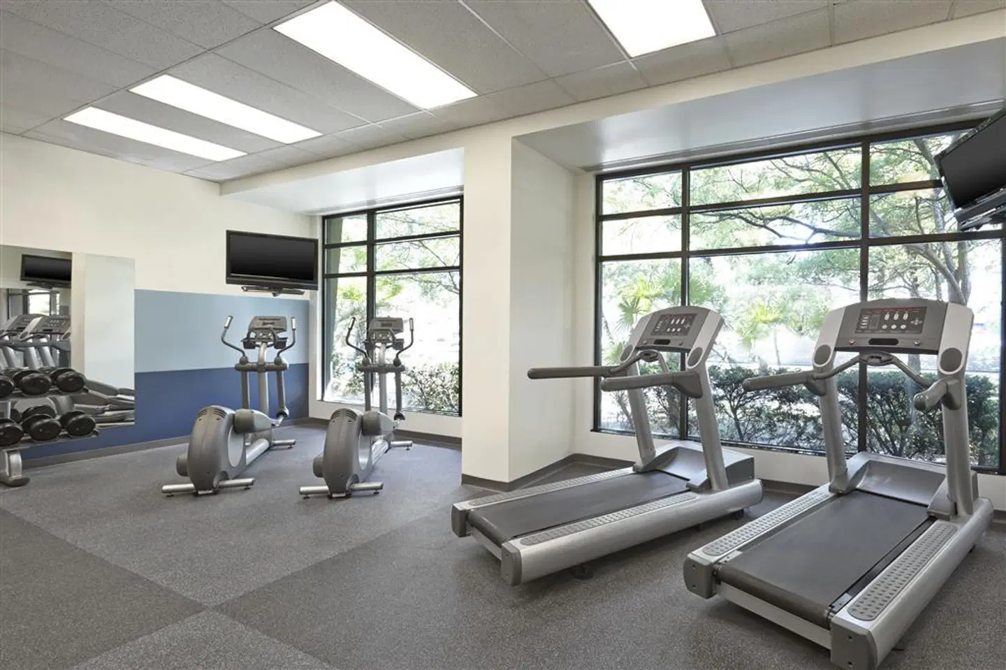 Grand Park Hotel Vancouver Airport SPORTS_AND_LEISURE