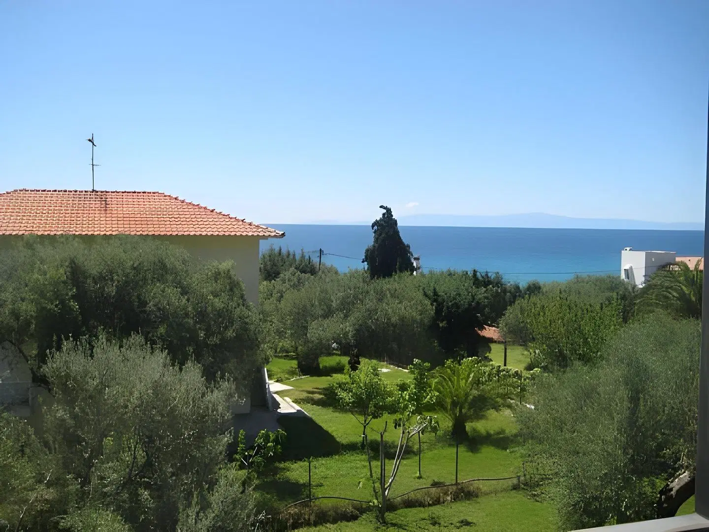 Petradaki Apartments LANDSCAPE