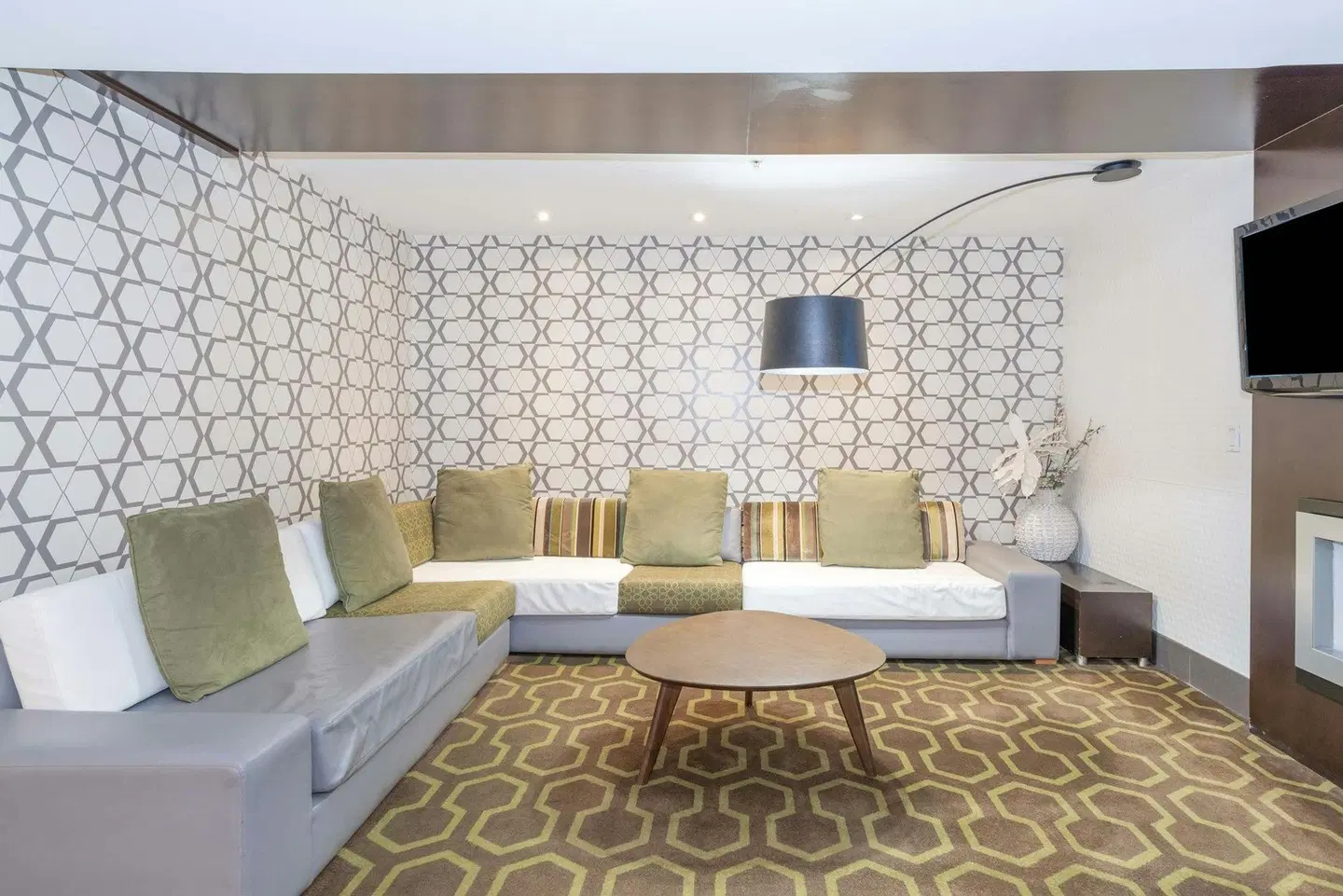 Sandman Hotel & Suites Abbotsford LOUNGE_LOBBY
