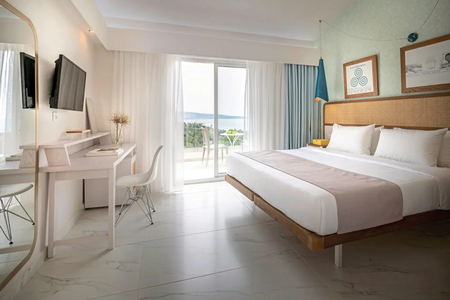 Zoe ROOM_EXAMPLE