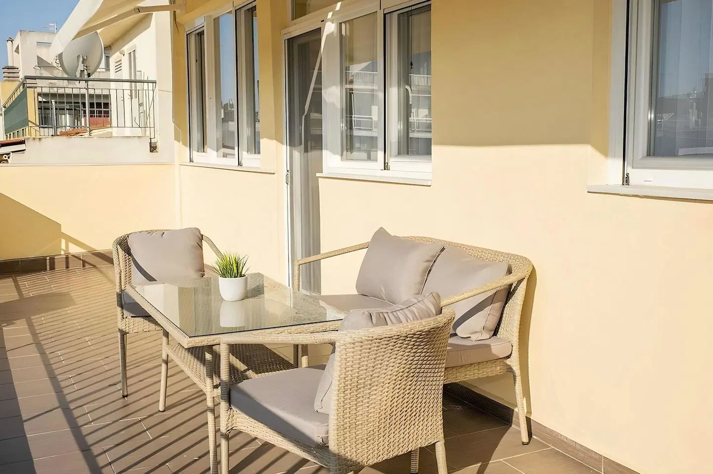 City Plaza Apartments & Rooms LOUNGE_LOBBY