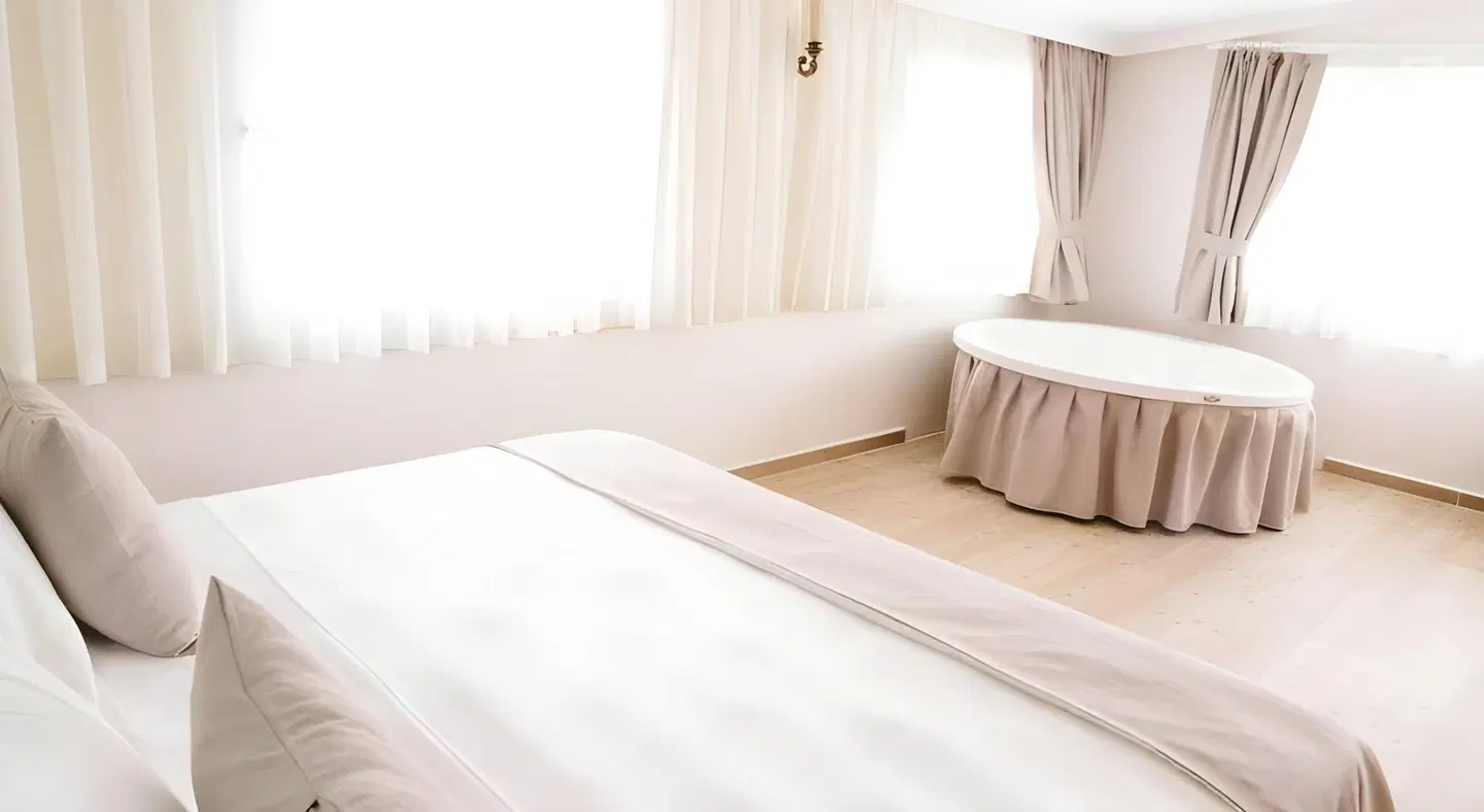 Infinity Exclusive City Hotel ROOM_EXAMPLE