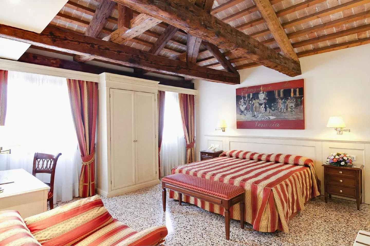 Bella Venezia ROOM_EXAMPLE