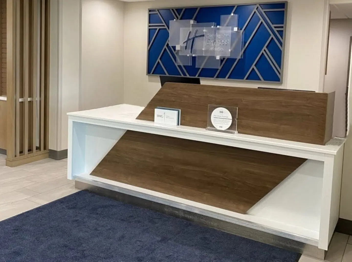 Holiday Inn Express & Suites Grand Junction by IHG ROOM_EXAMPLE