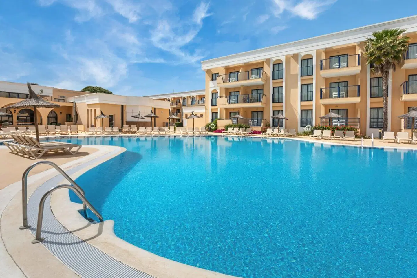SOL Sancti Petri OUTDOOR_POOL