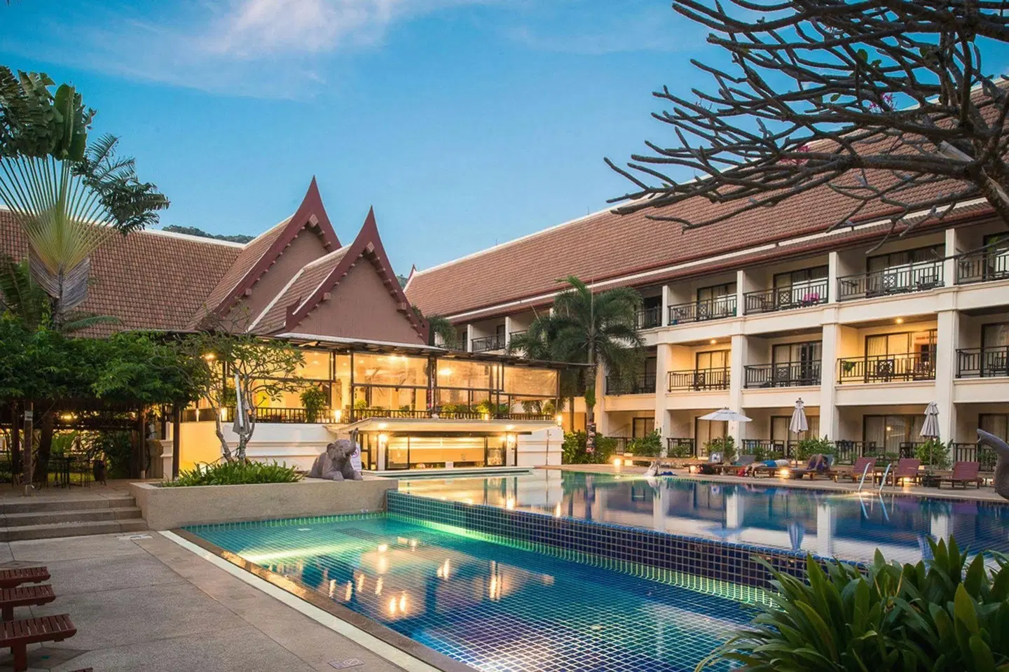 Deevana Patong Resort & Spa OUTDOOR_POOL