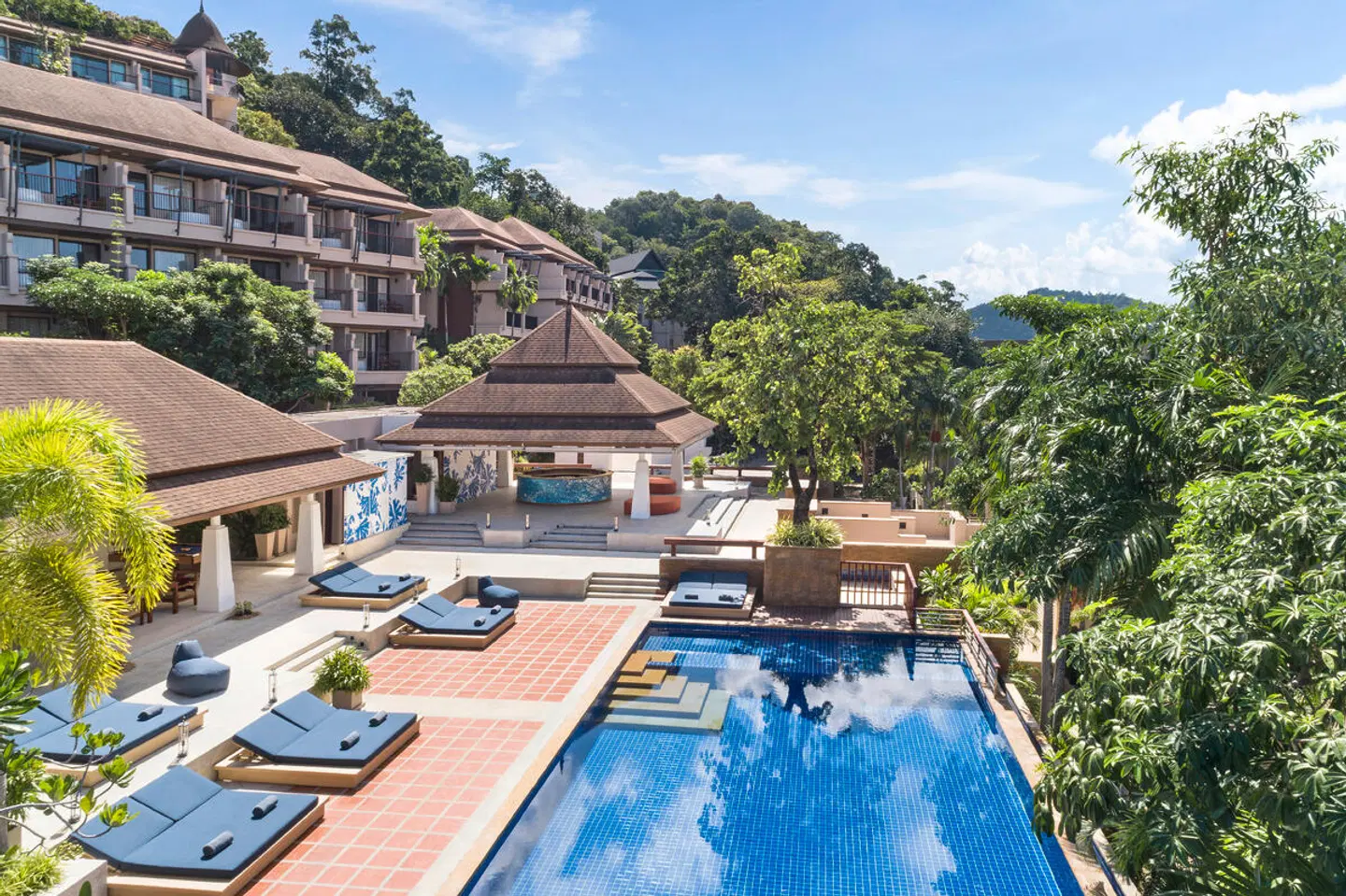 AVANI Ao Nang Cliff Krabi Resort OUTDOOR_POOL