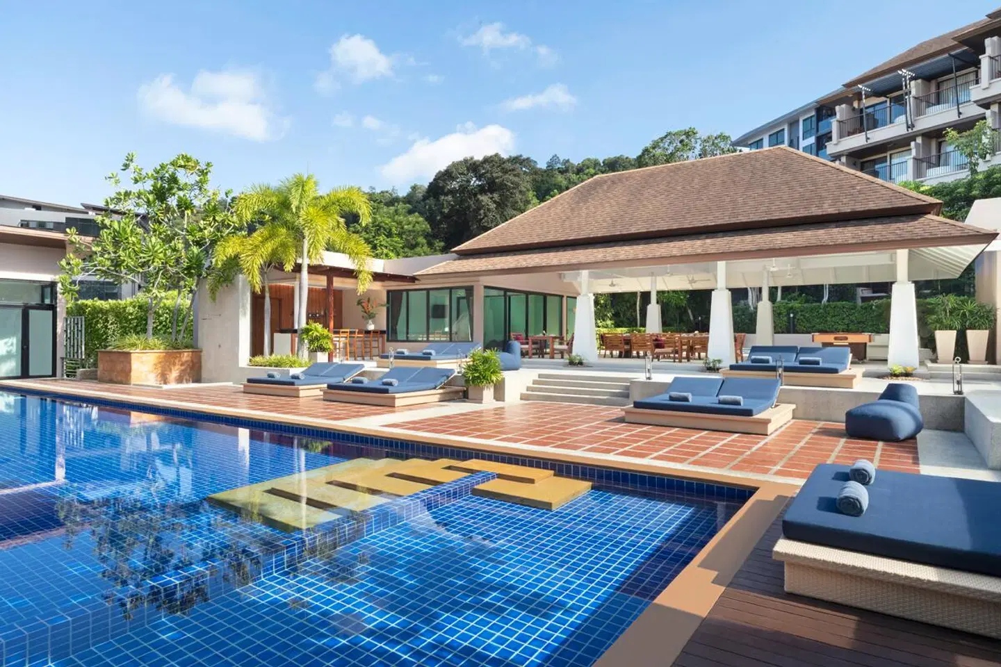 AVANI Ao Nang Cliff Krabi Resort OUTDOOR_POOL
