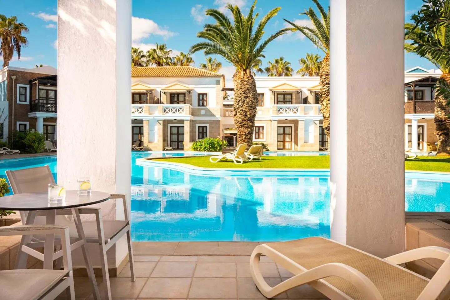 Mitsis Royal Mare OUTDOOR_POOL