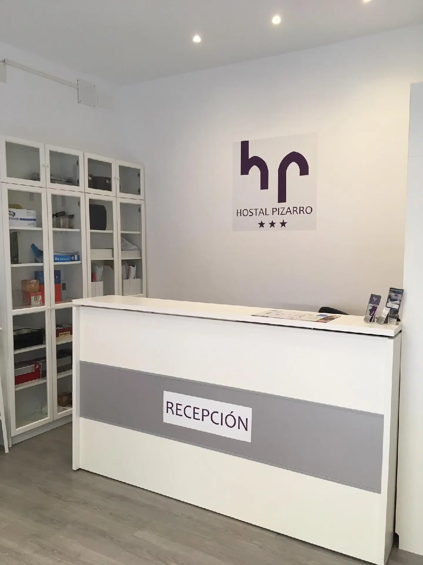 Hostal Pizarro ROOM_EXAMPLE