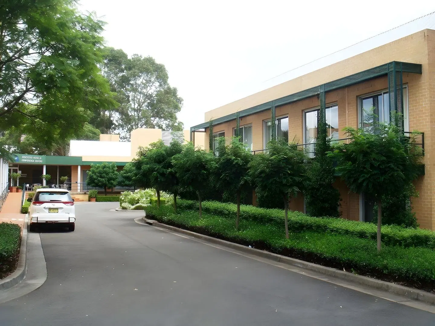 MGSM Executive Hotel & Conference Centre EXTERIOR